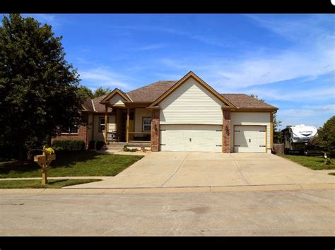 Zillow has 30 photos of this 285,000 3 beds, 2 baths, 1,254 Square Feet single family home located at 1010 E 16th St, Kearney, MO 64060 built in 2004. . Zillow kearney mo